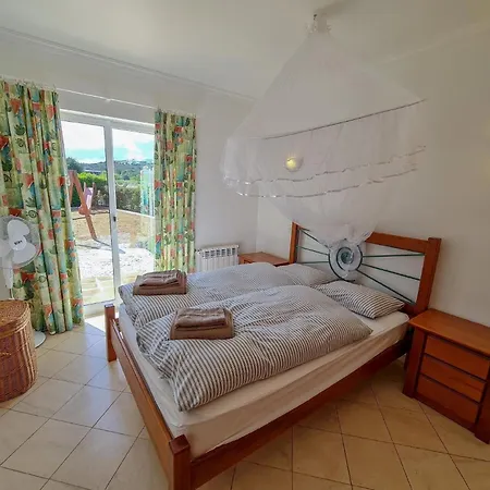 Ferienvilla Mit Pool, Garten Und Kinderspielplatz Сasa de vacaciones Odiáxere