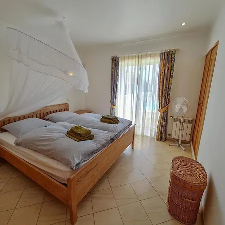 Holiday home Ferienvilla Mit Pool, Garten Und Kinderspielplatz