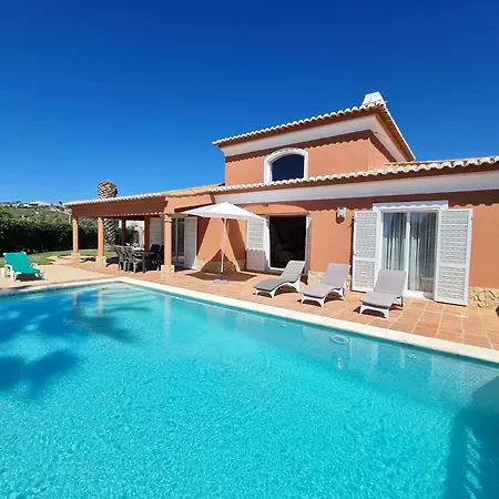 Ferienvilla Mit Pool, Garten Und Kinderspielplatz *