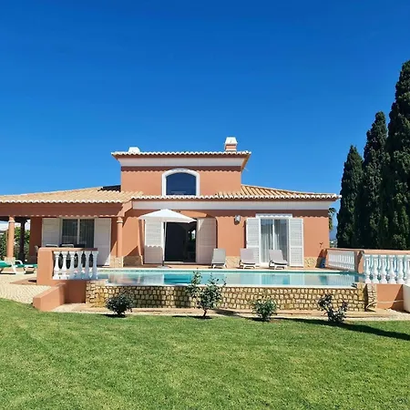 Holiday home Ferienvilla Mit Pool, Garten Und Kinderspielplatz *